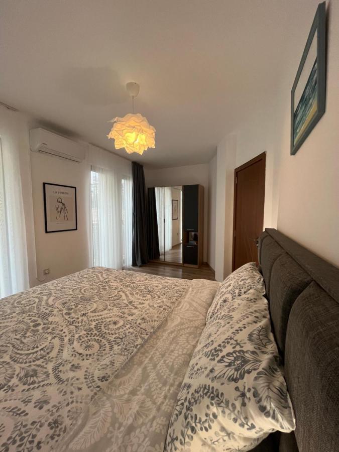Azzurro Premium Apartment On Bulevard Bogoridi Burgas City Exteriér fotografie